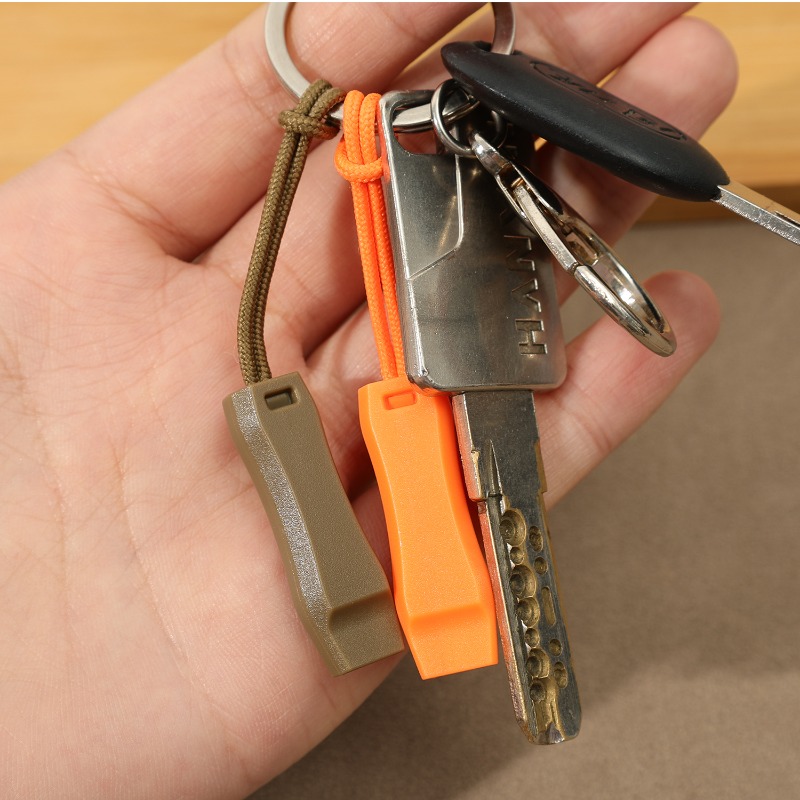 Outdoor Survival Whistle Campi - Outdoor Adventure Backpack recension och pris
