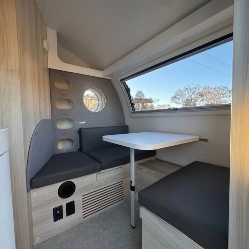 Custom Camper Van Travel Trail - Outdoor Adventure Vehicles recension och pris